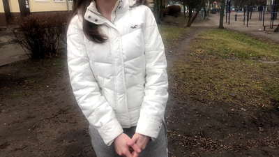 Vahiny noho ny vola notononina sy nokapohina. Rosiana Amateur. Miaraka amin'ny Talking.